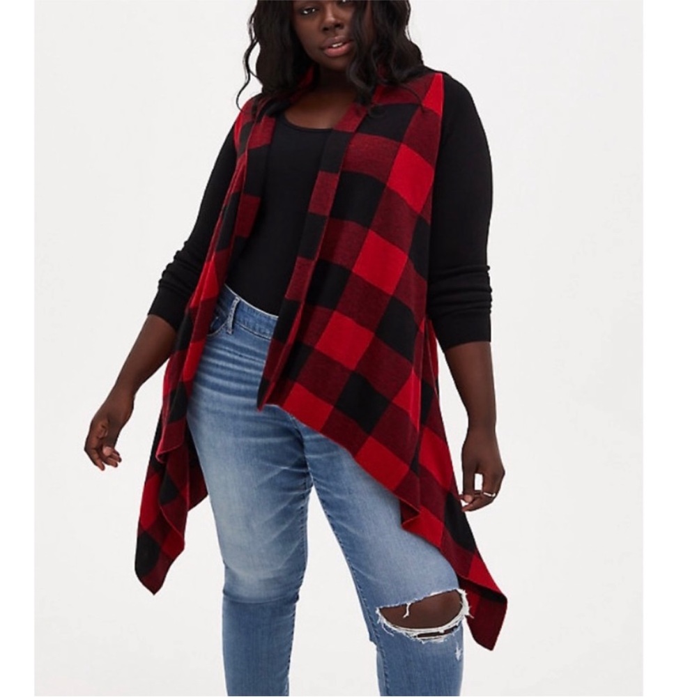 Torrid Buffalo Plaid Shawl Sweater. Size 4X MSRP $79.00. Sold Out in Stores!